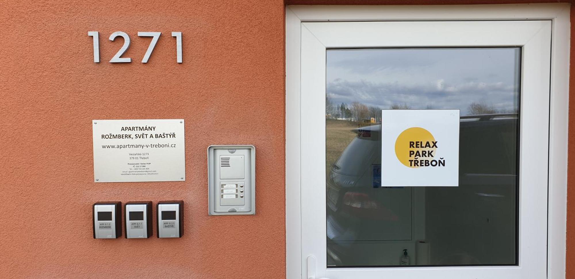 Ubytovani Trebon - Apartmany Rozmberk, Svet A Bastyr Exterior foto